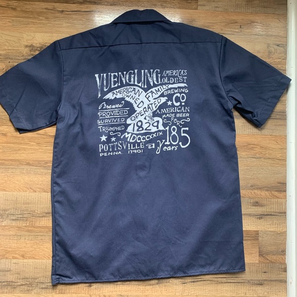 🍺Yuengling Graphic PrintX Dickies Shortsleeved Work-shirt NWT Size-M Navy-White - Picture 3 of 16